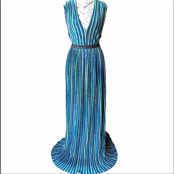 BCBG Dress size large Wore Once - Beautiful Metallic Blues and Greens dress. - Picture 2 of 15